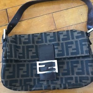 Authentic vintage Fendi baguette great condition